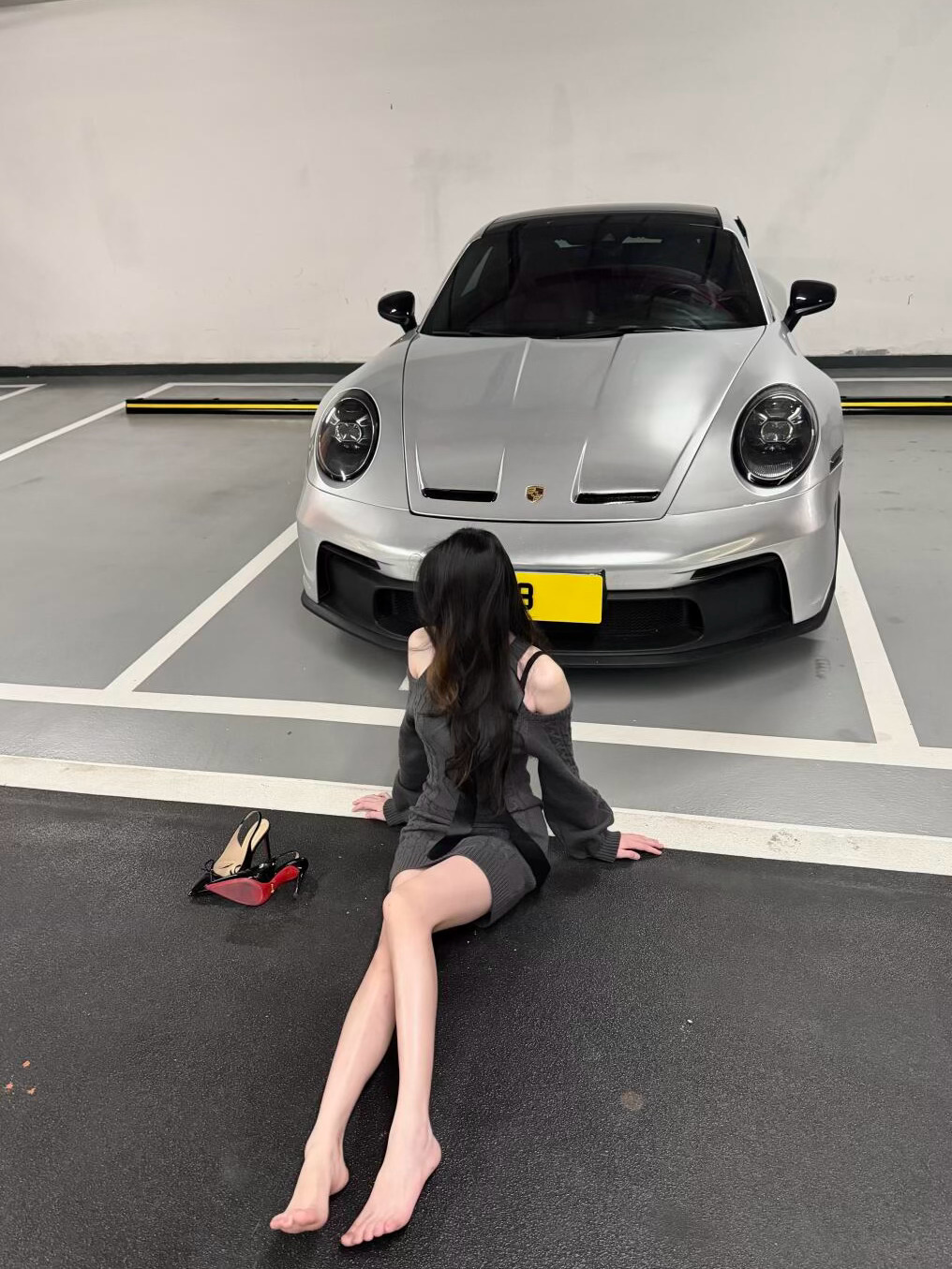遭了 被保时捷吃掉了呢 ​​​