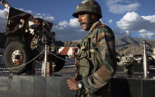 印度公开挑衅，在中印边境做出前所未有重大举动，
 
根据美国《华尔街日报》，美国