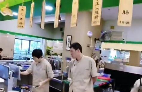 【太会吃了逛菜场是独属于老台州人的幸福感 】椒江万济池菜场完成改造升级，变身台州