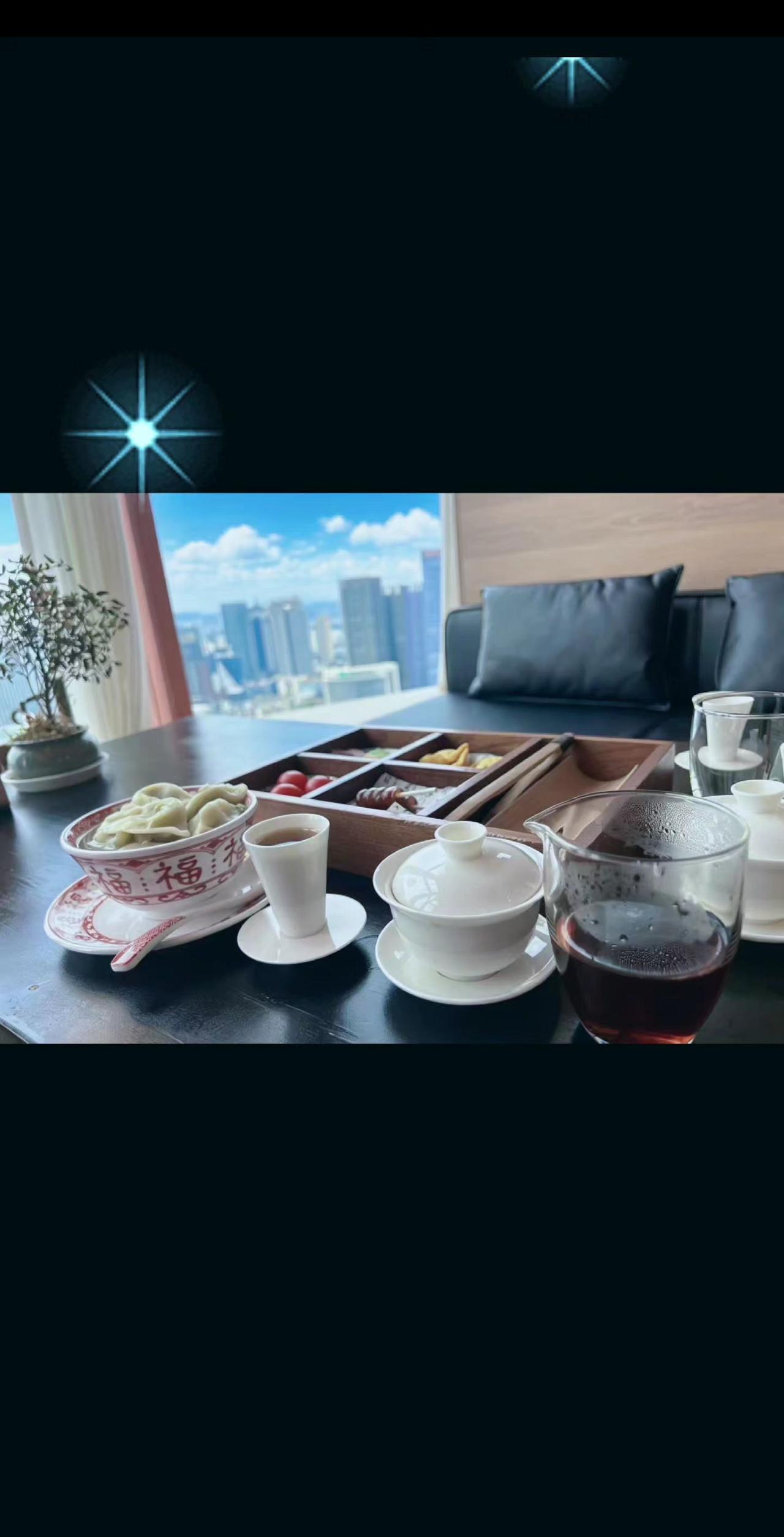 爱是可以包容的，但不是没有底线。我愿意接纳你的曾经，却不会纵容你的现在…