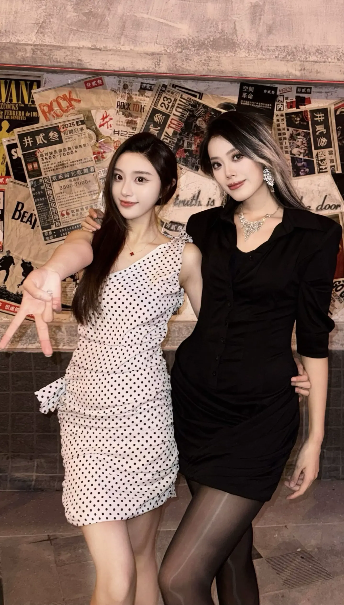 汝若不胜酒力 可移步一旁与犬同饮。