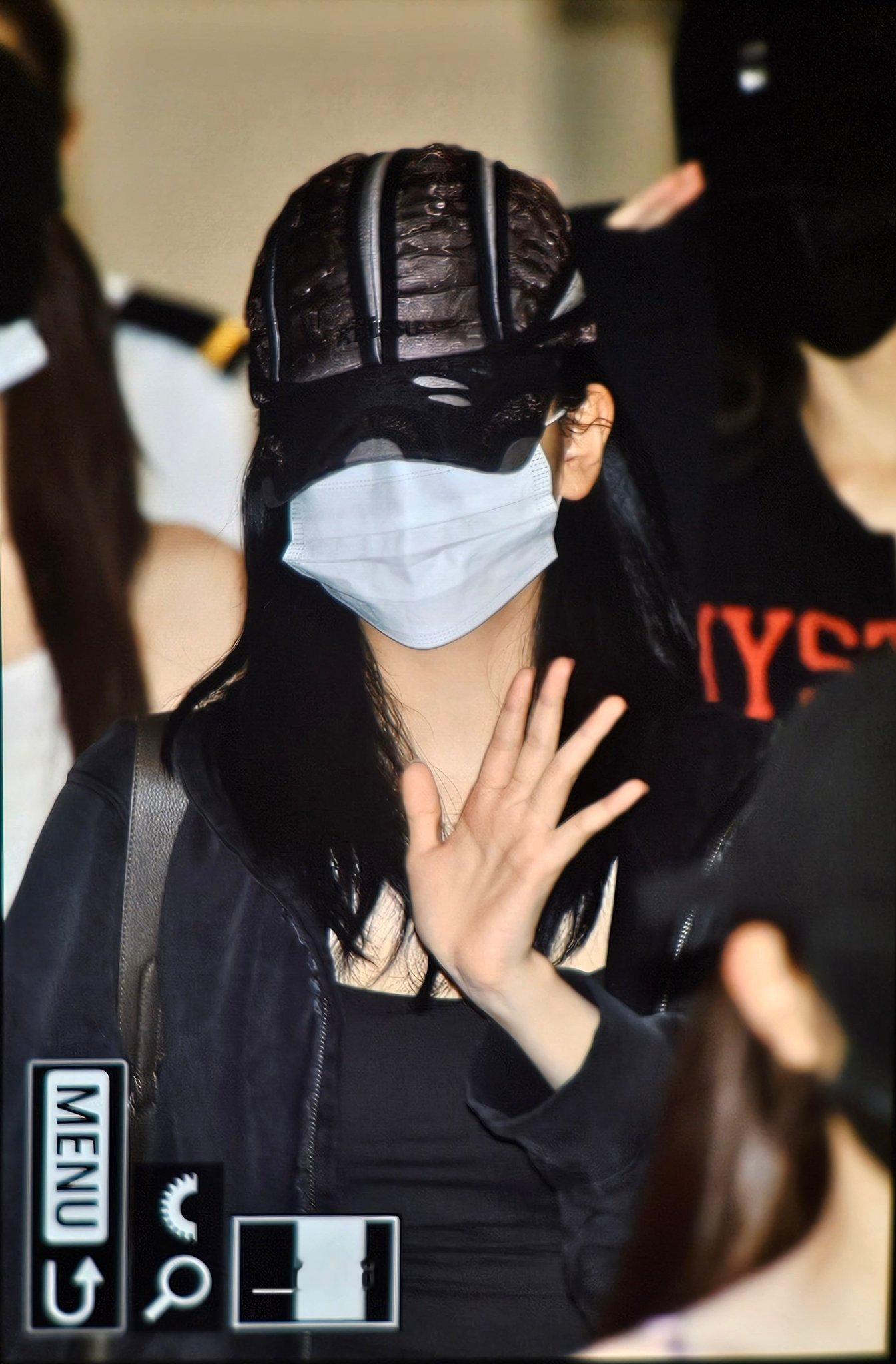✈️ 宥真尼今天也辛苦了🫳🫳/__mfdd安宥真