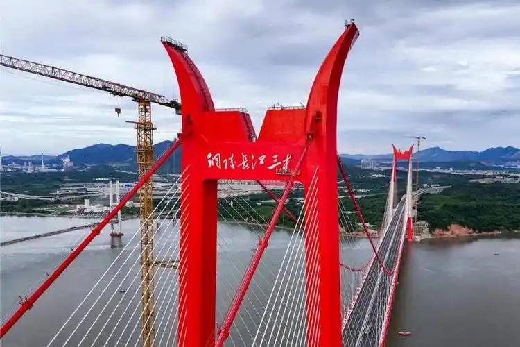 988米世界之最！铜陵长江三桥通车，双层协作体系大桥技术独步全球！
 
基建狂魔