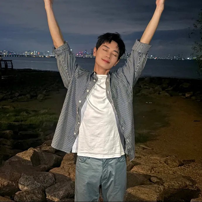 曹骏从未消失，只是没那么红而已这些年，曹骏其实一直活跃在演艺圈，只是没有像头部明