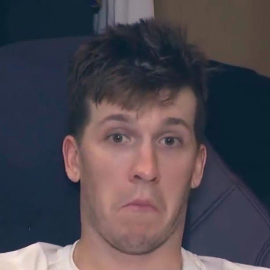 🟣🟡紫金新闻一则📰据小道消息报道，里夫斯可能会在火箭vs湖人的G5复出（听