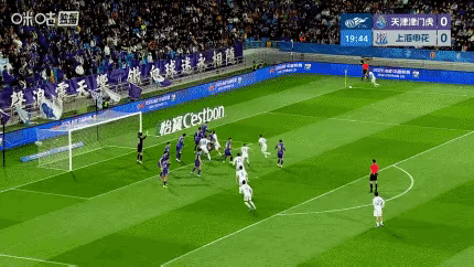 中超争议一幕！陈晋一倒地明目张胆手球，裁判无视郭皓抗议太离谱

在今天天津津门虎