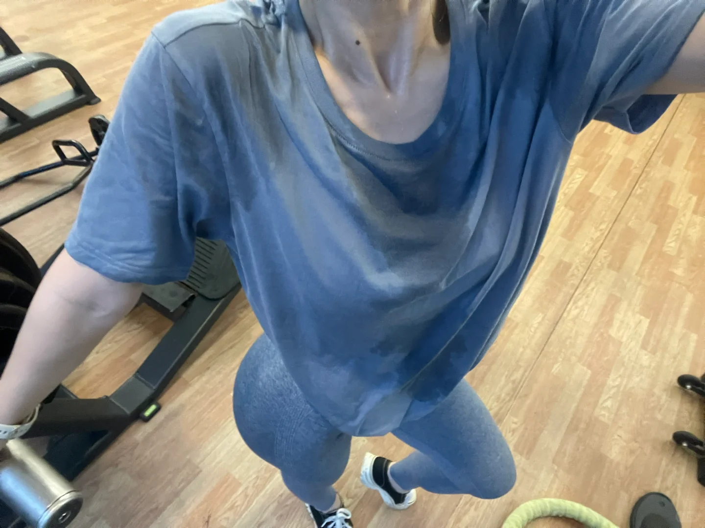 忙里偷闲练个腿