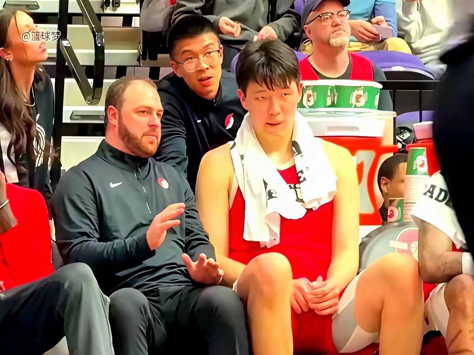 杨瀚森高效砍下19分，小杨在发展联盟打的真是游刃有余，小杨背靠背靠背靠背靠背背，