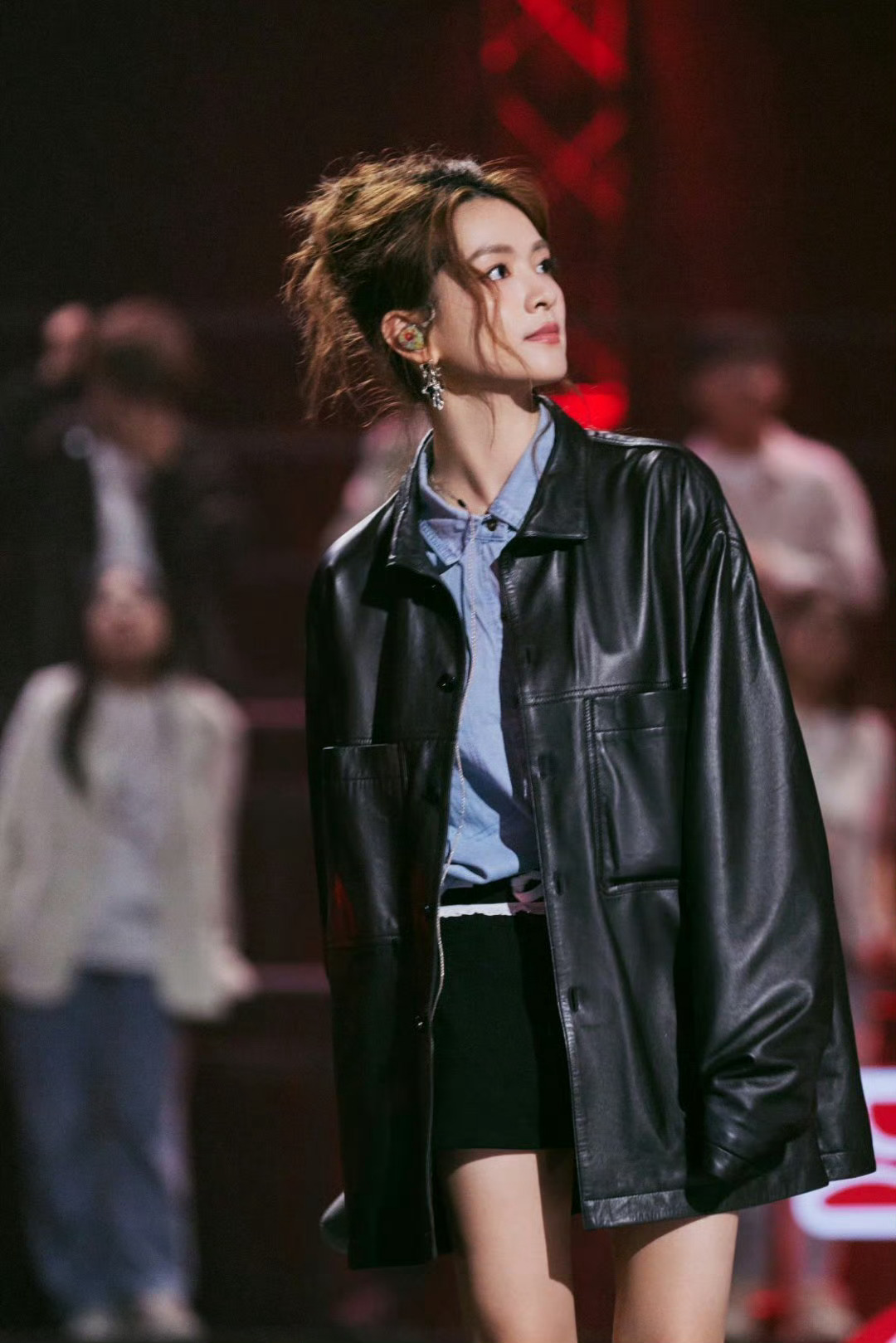 #陈昊宇十年后再唱踮起脚尖爱# 10年的坚持走到今天，感受到了很具象的时间的流淌