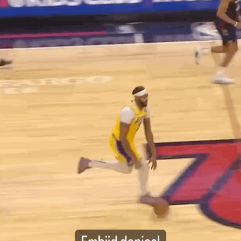 联盟有三个浓眉哥的克星：恩比德、约老师和字母哥，但凡遇上这三位，都不好使。