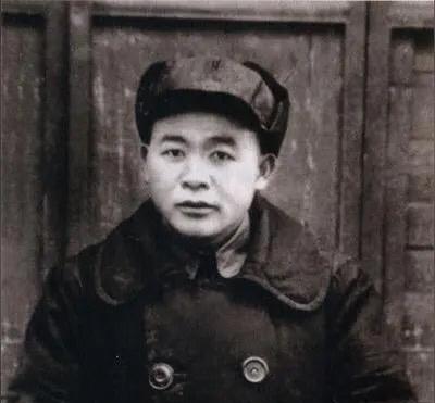 1937年，徐海东率部伏击了日军20多辆卡车，清点战利品的时候，步枪仅有11支，