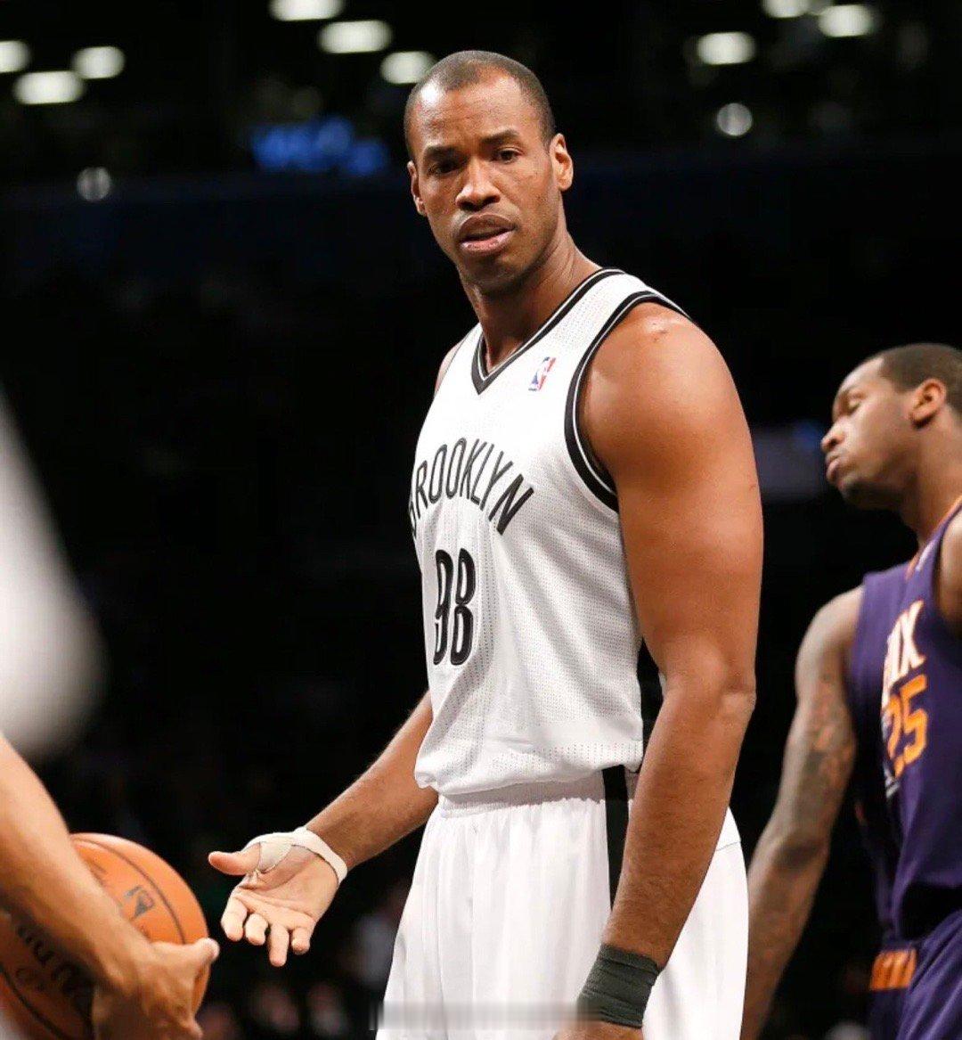 Shams：13年NBA老将杰森·柯林斯在与四期胶质母细胞瘤抗争后去世，享年47
