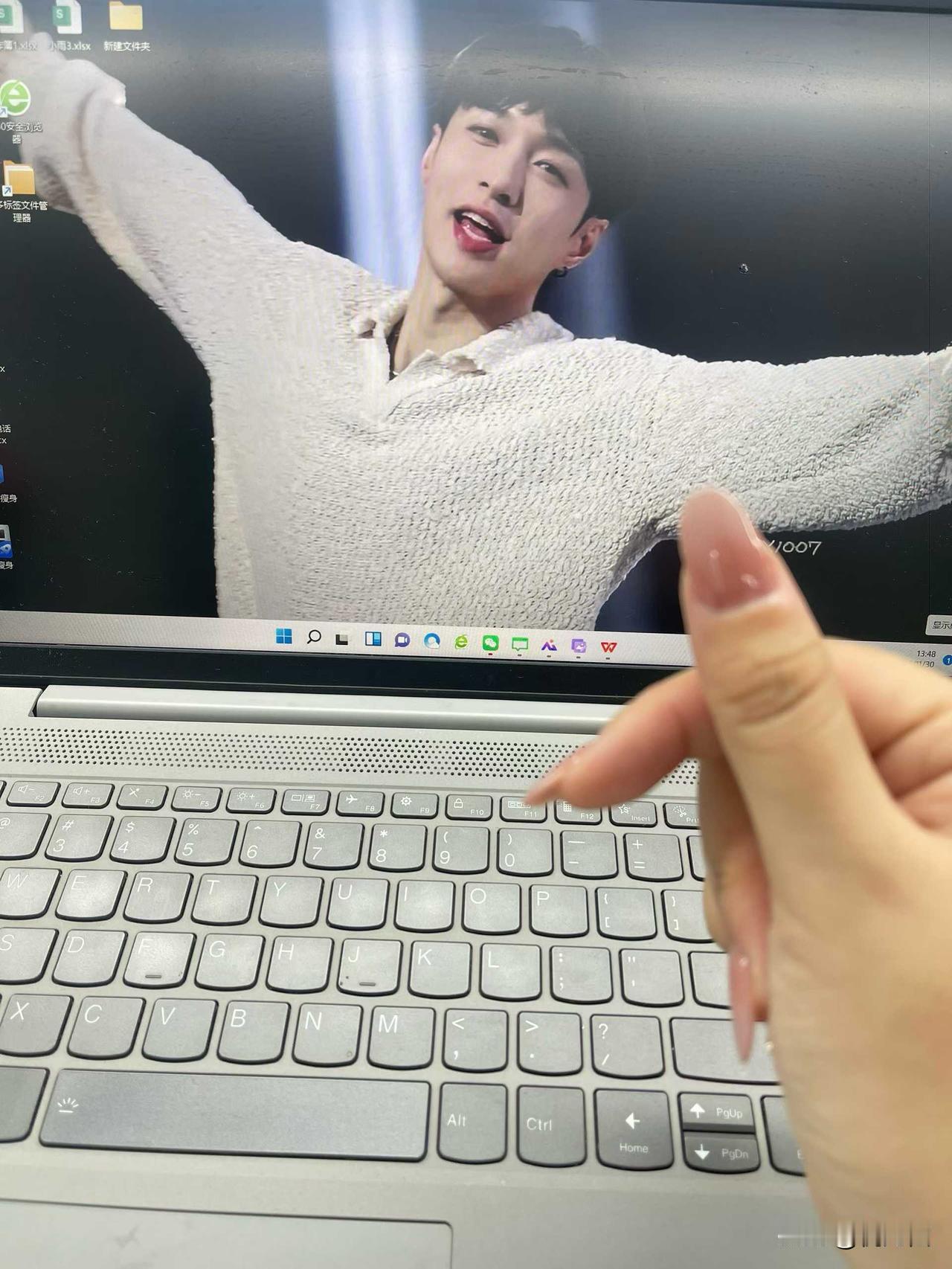 朋友，你听说了吗？
咱河南有个孝子，
连续办3天豫剧还管饭！

初闻，
我在想：