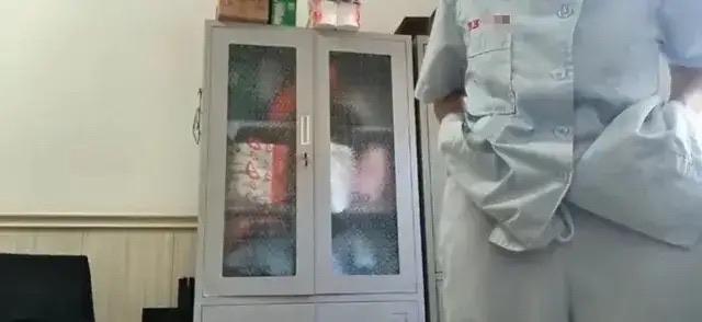 天津某医院多名护士遭隐秘拍摄，违规视频被传播，警方已介入调查

偷拍乱象再引公愤