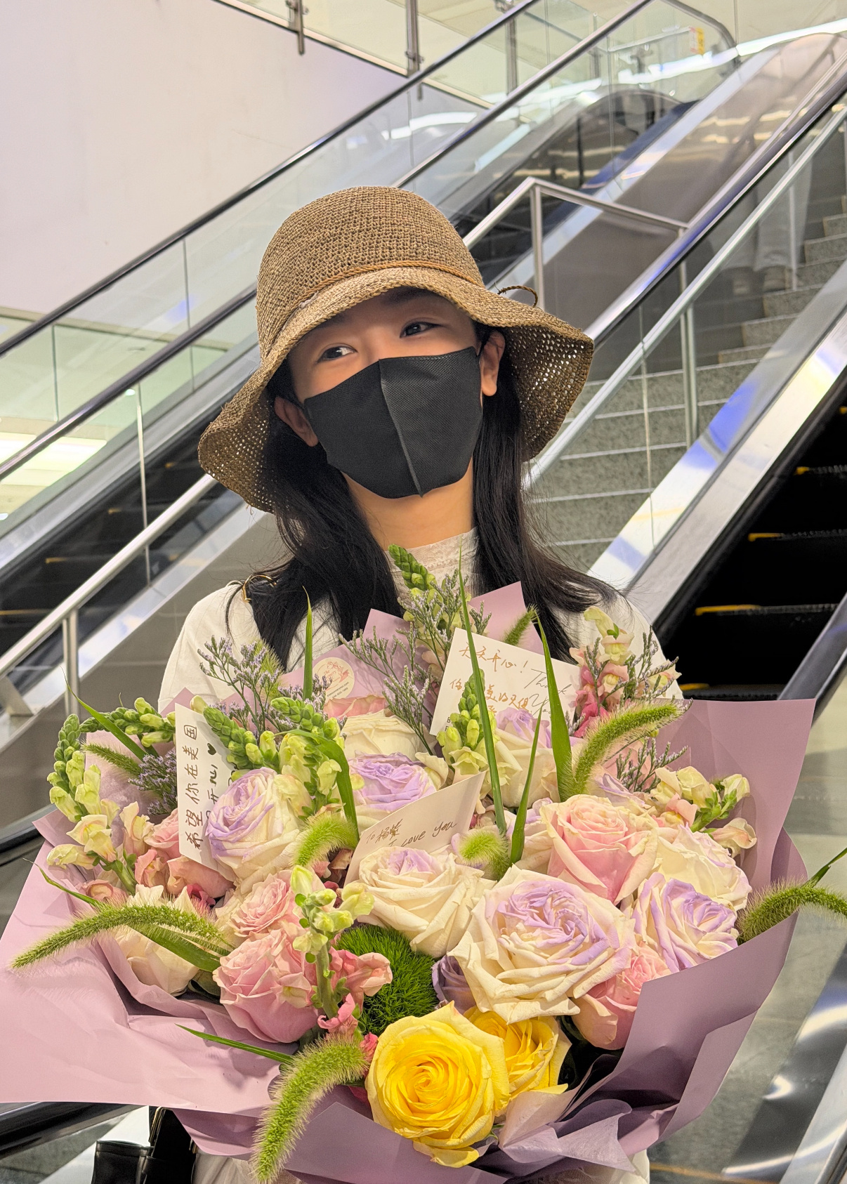是那个面对粉丝每次都是笑容满面的杨紫 