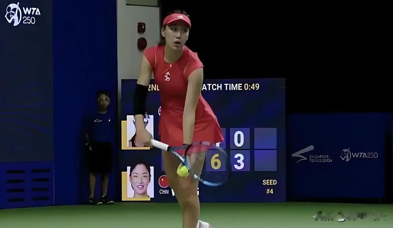 苦战三盘，王欣瑜晋级4强
北京时间1月31日晚，2025年WTA250新加坡站女