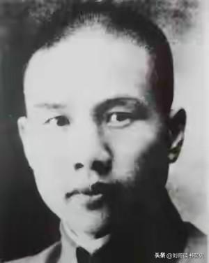 一壶水泼上日记，20年秘密浮出来，她跪在市委哭

1965年冬，上海。

李华初