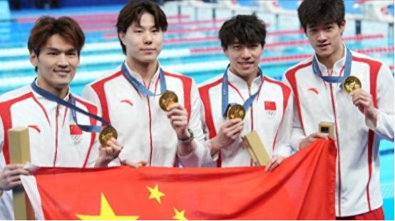 世界泳联官宣，中国游泳队又被针对了，20岁新星比潘展乐还受关注
 

世界泳联刚