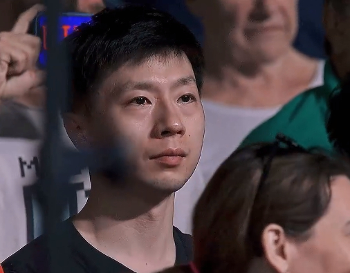 #马龙眼眶红了# 龙队应该是想到了里约奥运对战水谷隼那场[可怜] ​​​