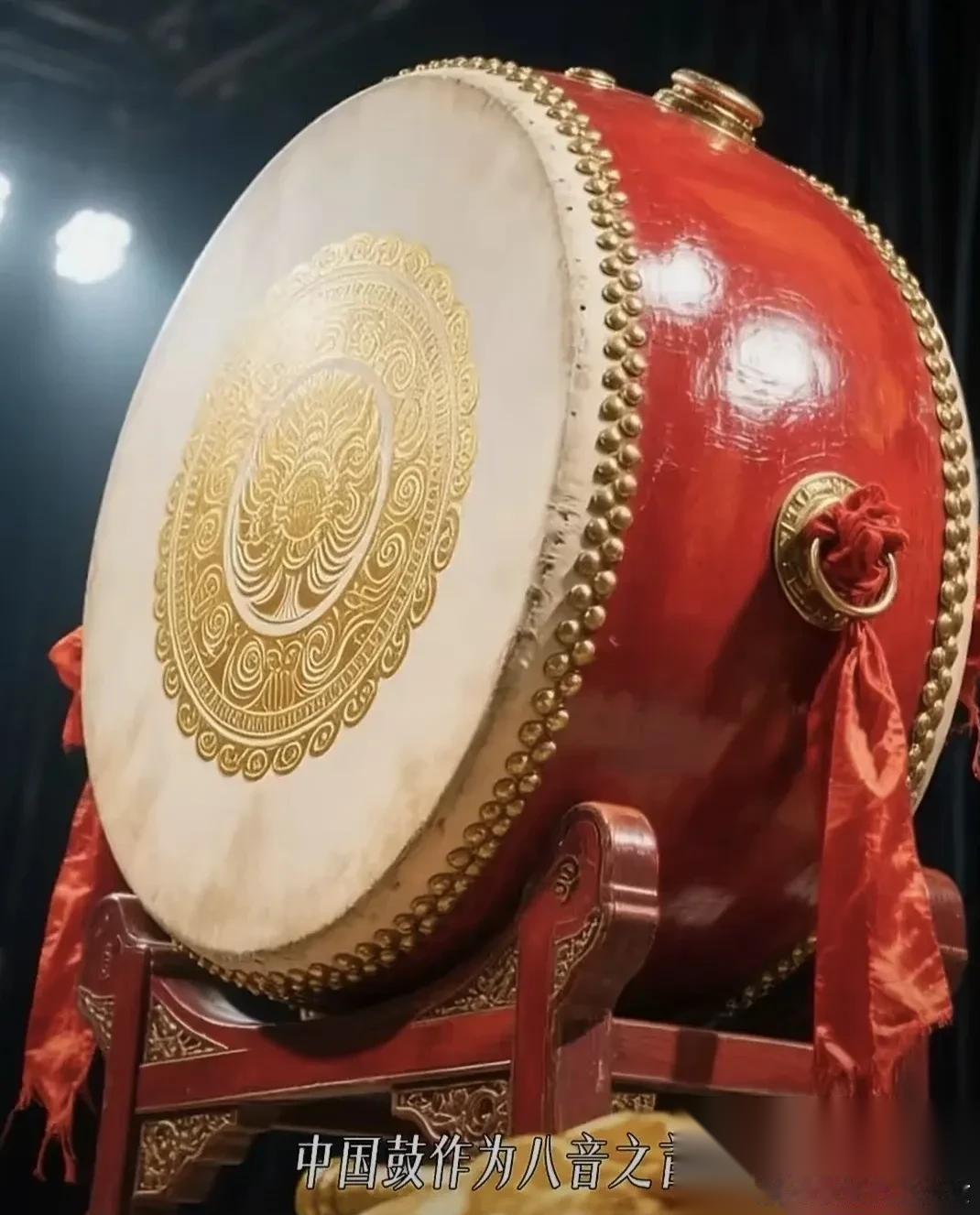 朱一龙不冤。 这个叶松源是做“国风打击乐商演+舞台复原”的鼓团创始人，他们团队长