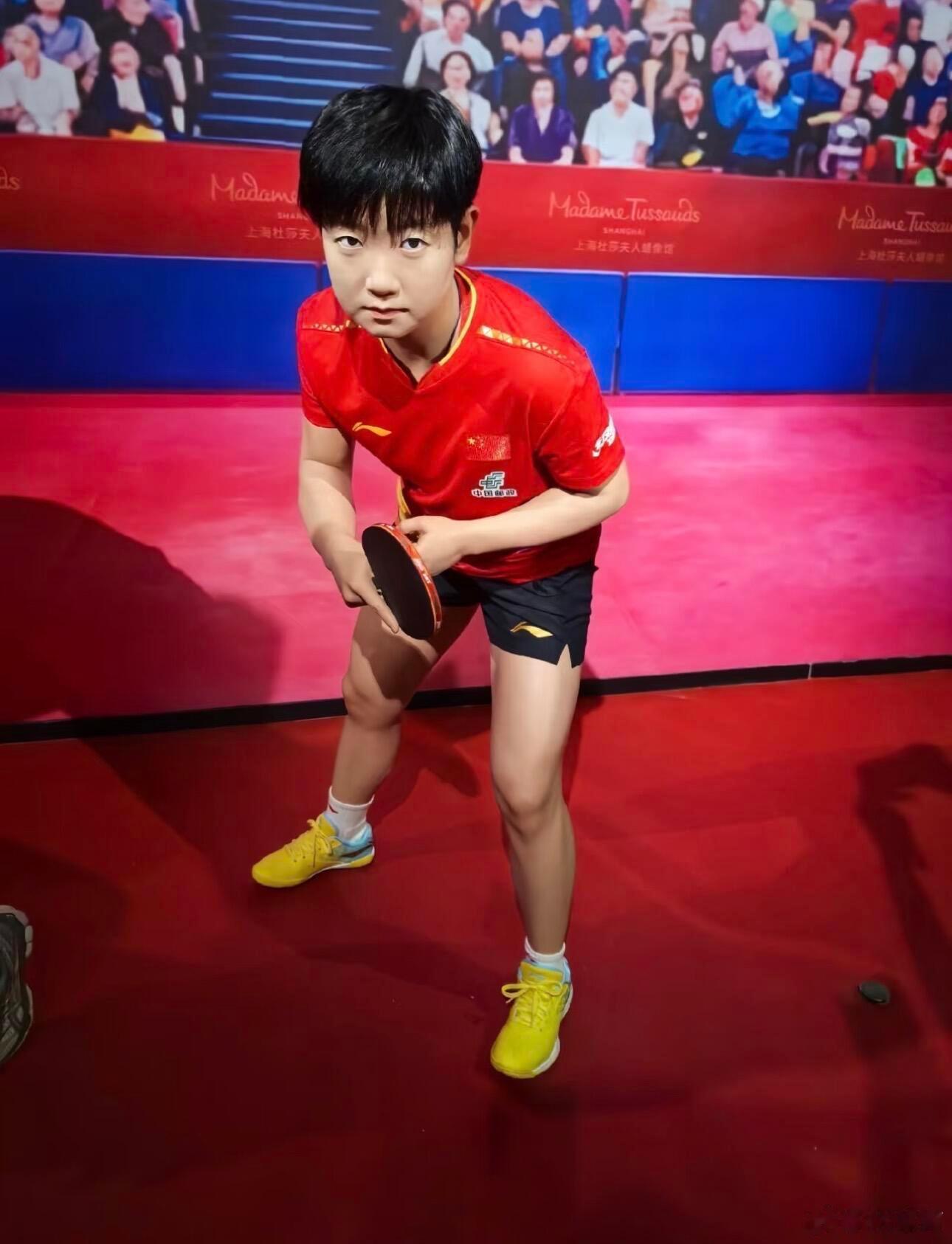 孙颖莎成杜莎首位永久馆藏现役选手8个月的时间用心雕磨——孙颖莎❤️ 
