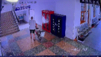 不怕没好事，就怕没好人！真为那位救人的大哥感到心寒和不值！

请允许我称那位诬告