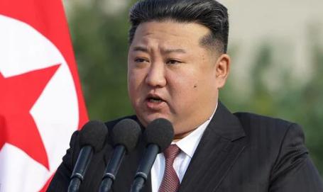 当日本说自己想要拥有“核武”的时候，朝鲜的态度十分强硬：必须不惜一切代价阻止日本