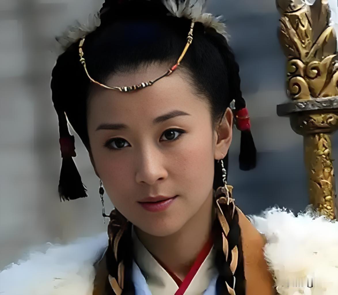 同样是演“穆桂英”，苗圃，宁静，张柏芝三版，谁美？