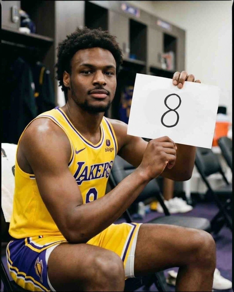 NBA 布朗尼·詹姆斯对阵克利夫兰骑士队爆发，砍下8分：8分，3投3中，三分球2