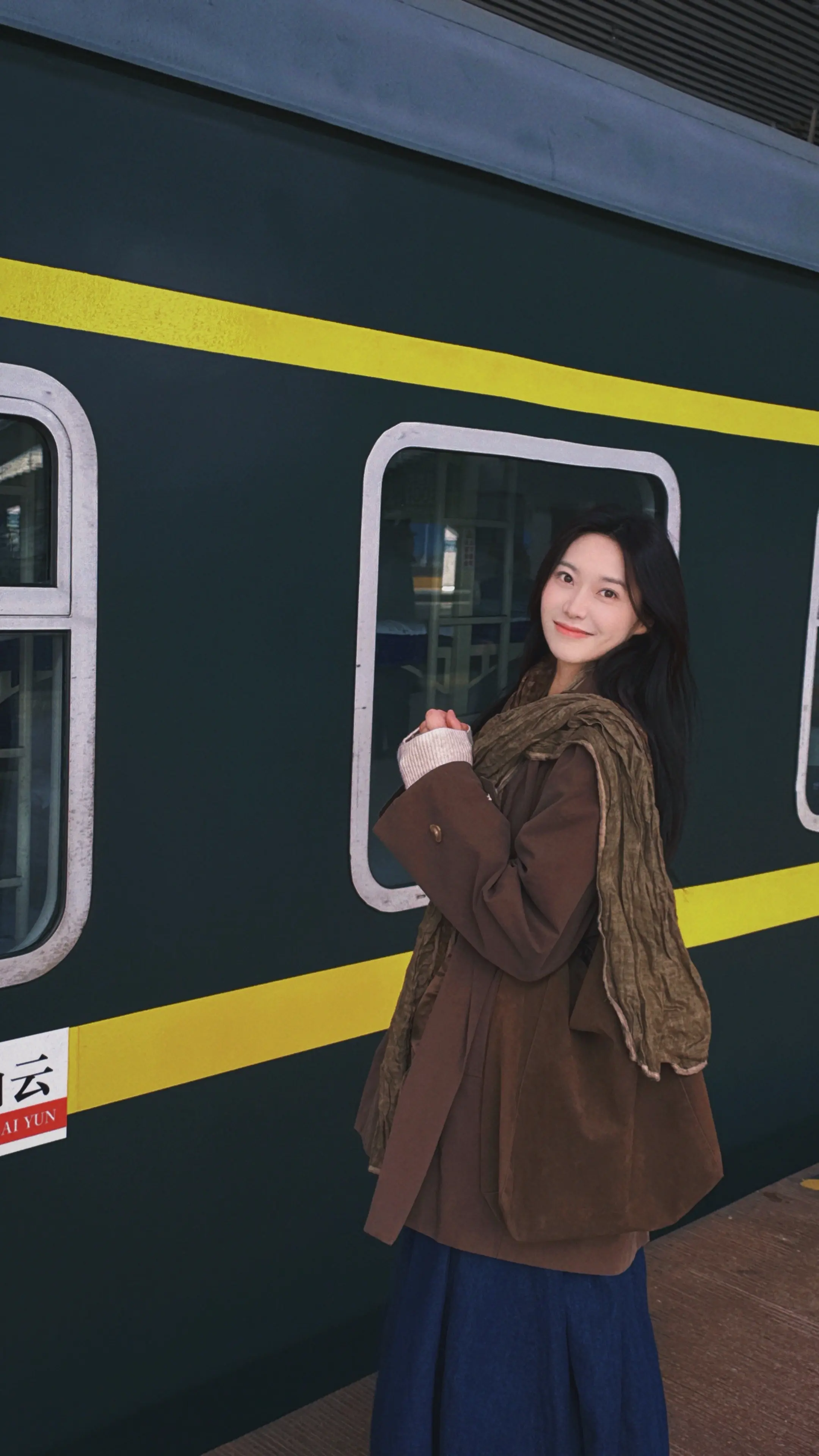 总想抓住点什么 或许是你衣服的一角