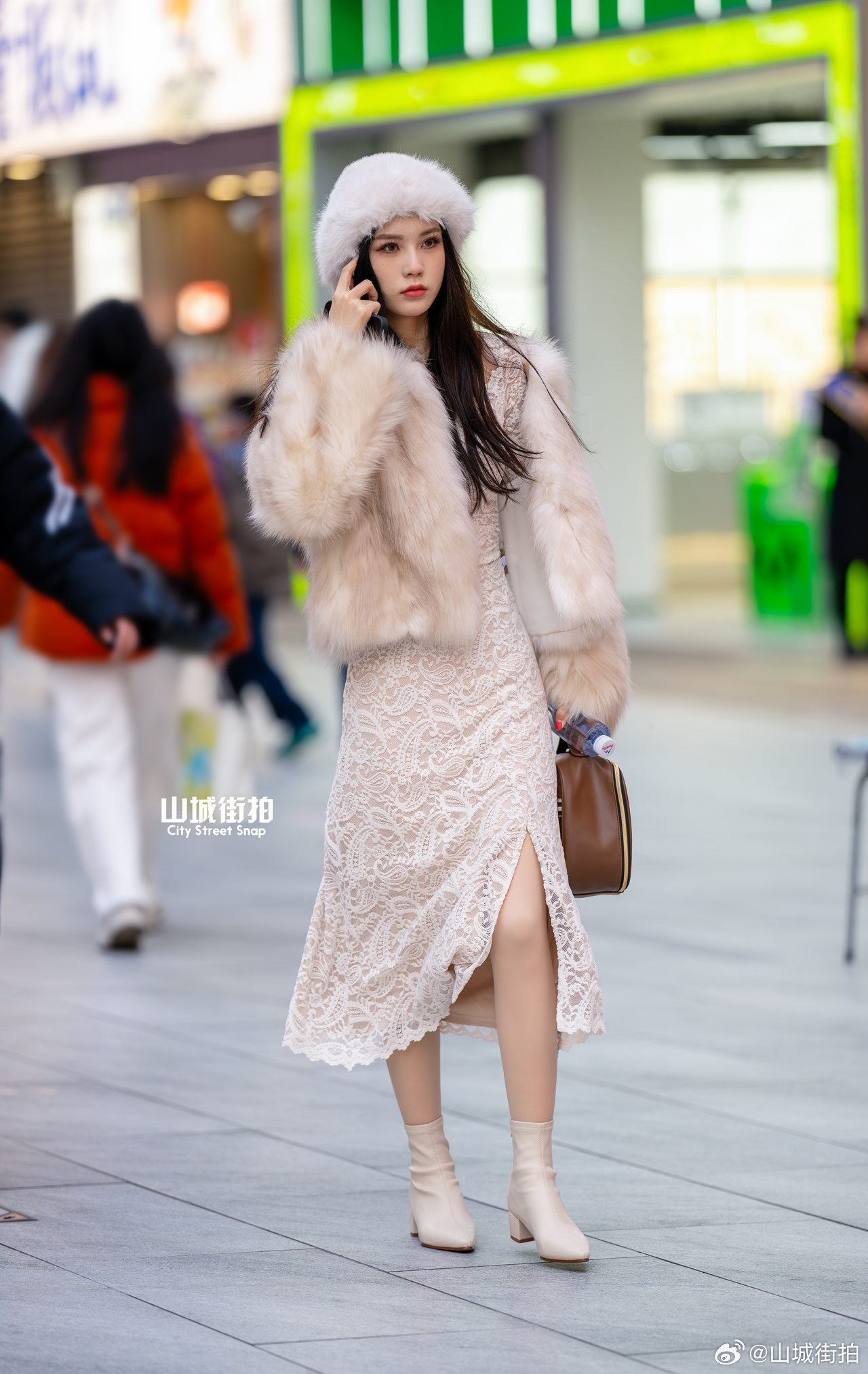 最近重庆天气不错，适合旅游~ 