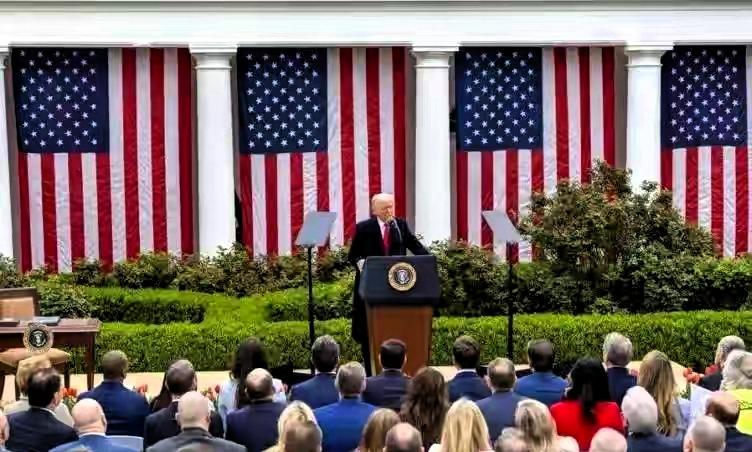 不欢迎特朗普访华：我们要的是尊重，不是反复无常的“利益算计”
 
“计划2026