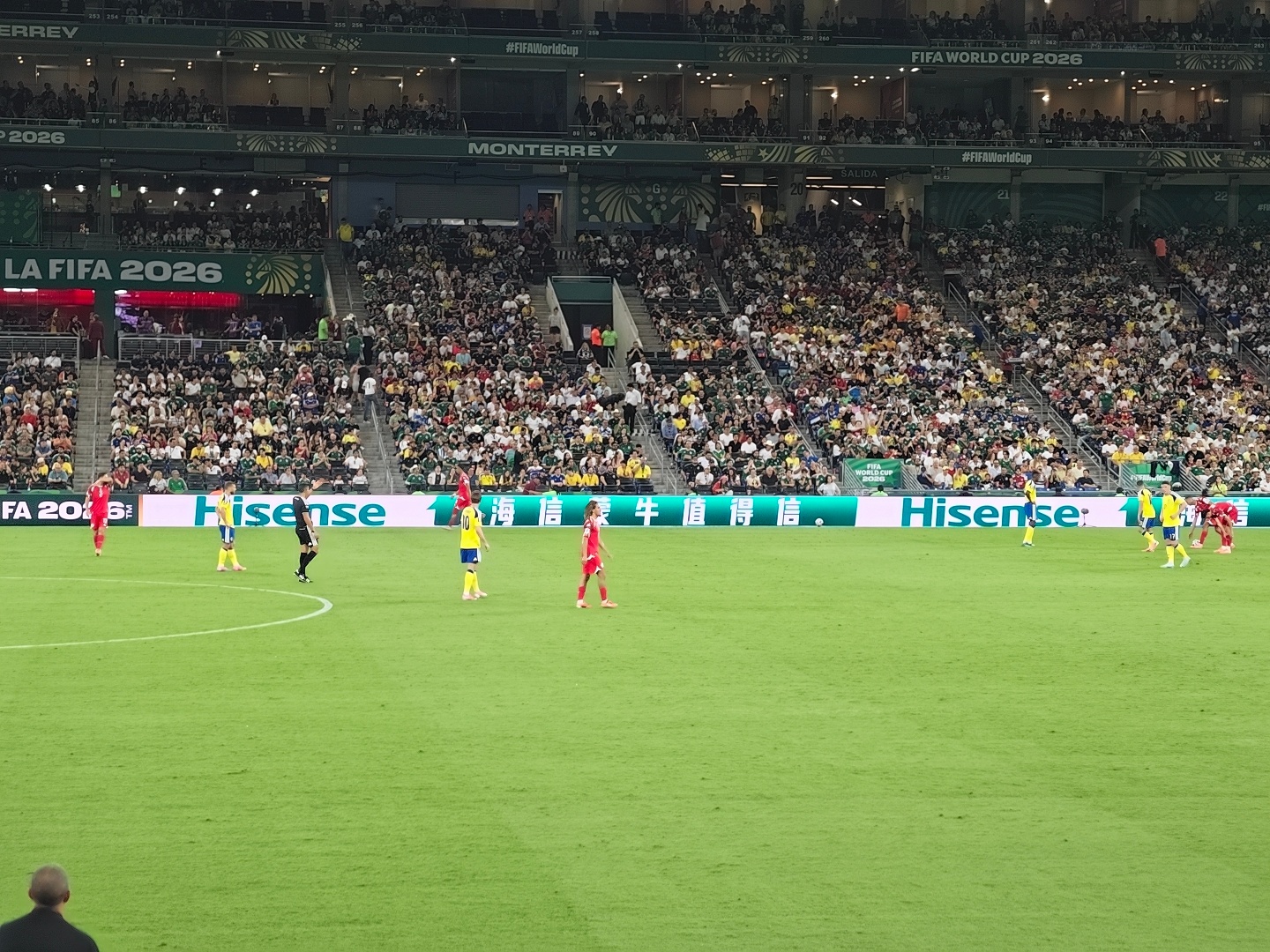 作为一个篮球解说，我一般不聊足球⚽……但这次世界杯我真的绷不住了😂48支球队在
