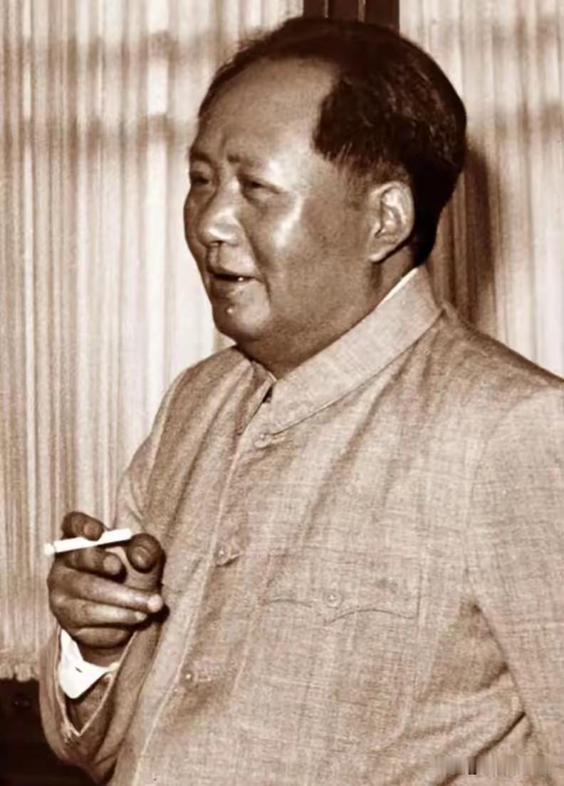 伟大领袖毛主席全世界人民永远怀念[赞][赞][赞][赞][赞][赞]