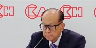 李嘉诚在中国内地开发地产的一贯套路，靠土地增值获利。

如北京御翠园住宅项目，整