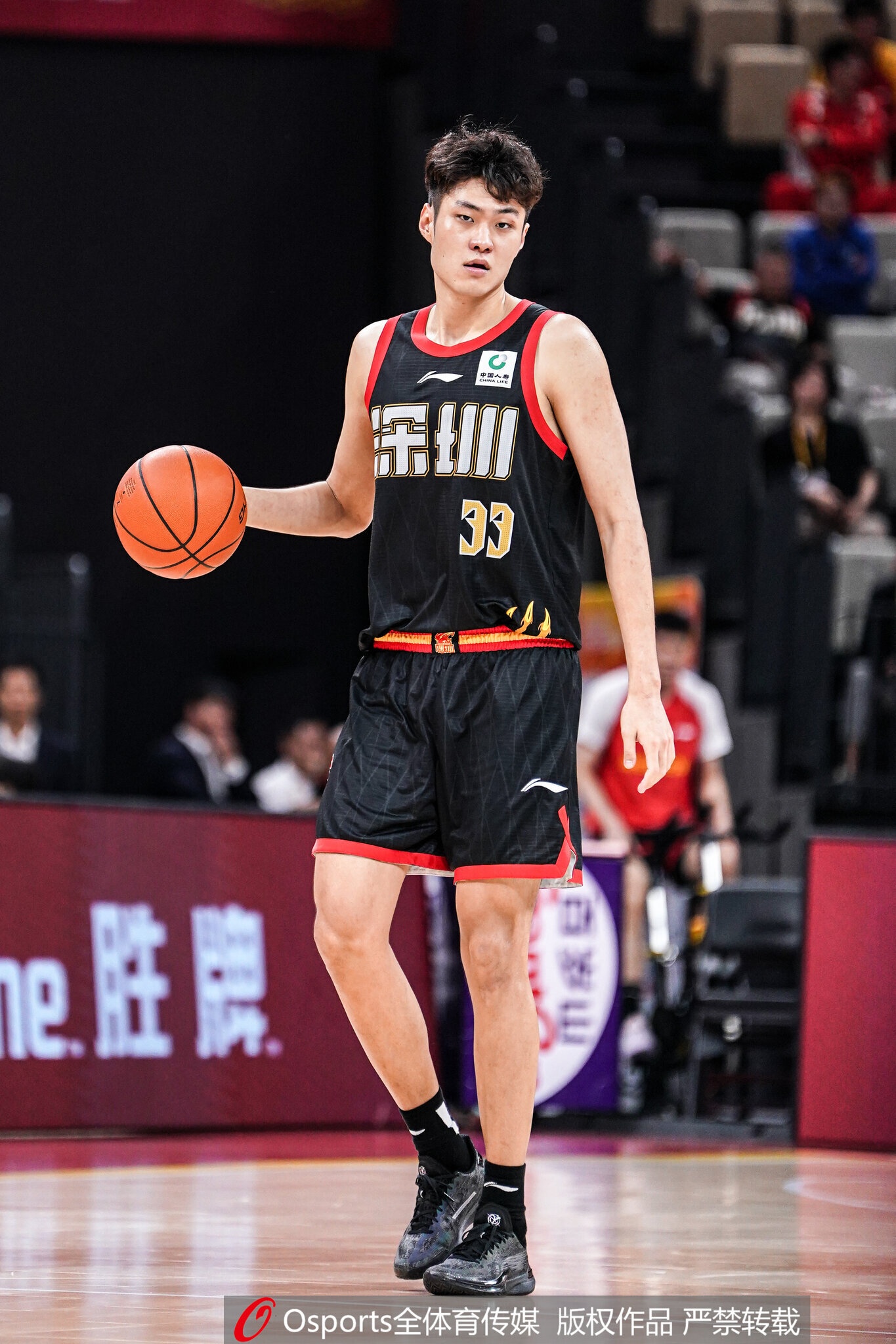 教练真敢用啊！王浩然复出首秀打满40分钟15中5拿下13分5板3助
