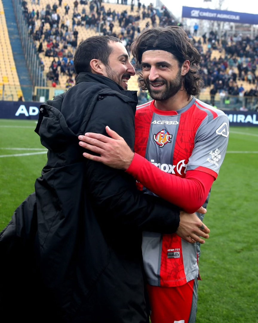 2020/21 球季贊保路帶領拖連奴21場比賽，贏咗4場7場打和輸咗10場，結果