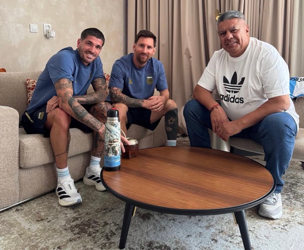 梅西、德保罗、塔皮亚三人组这张梅西好帅