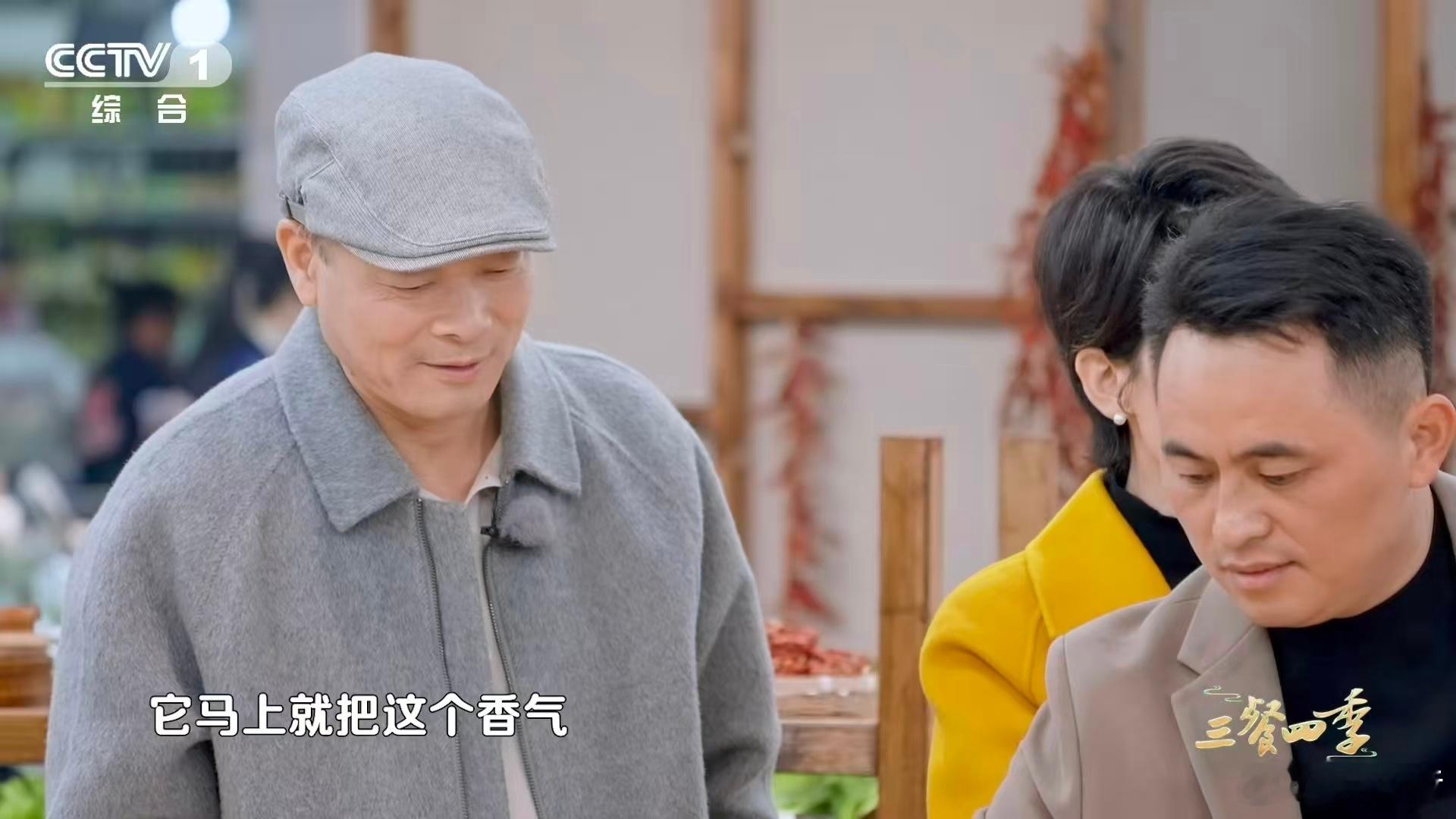 江西居然还有不辣的菜这道江西菜一点辣椒都不放 看着酒糟肉的制作过程，从新鲜猪肉到