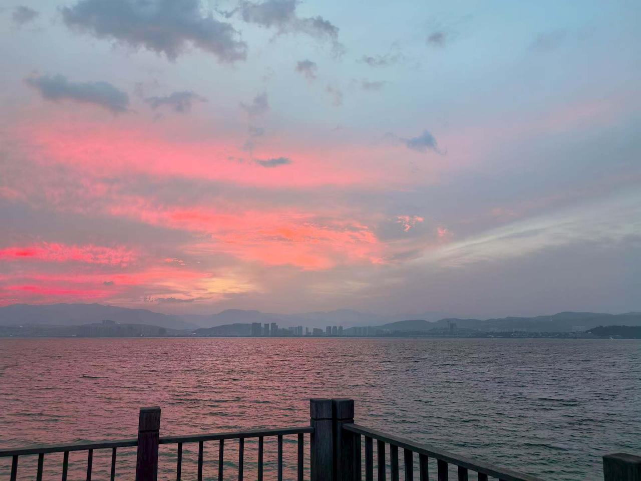 每日洱海