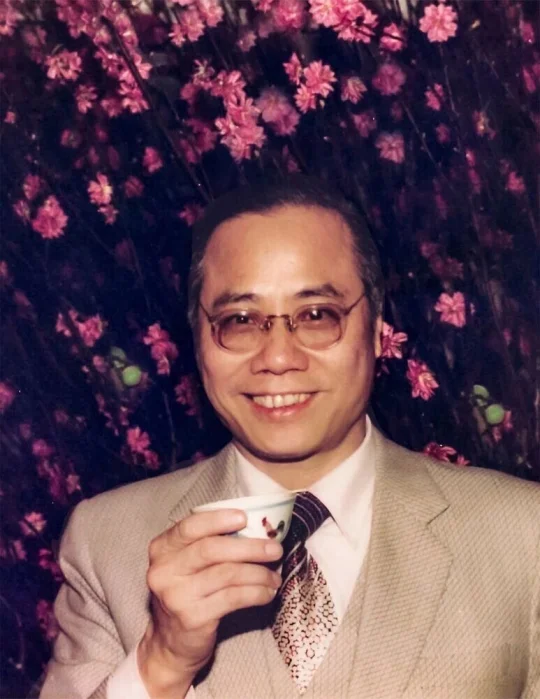 为敬意留白：区百龄专场的无声仪式