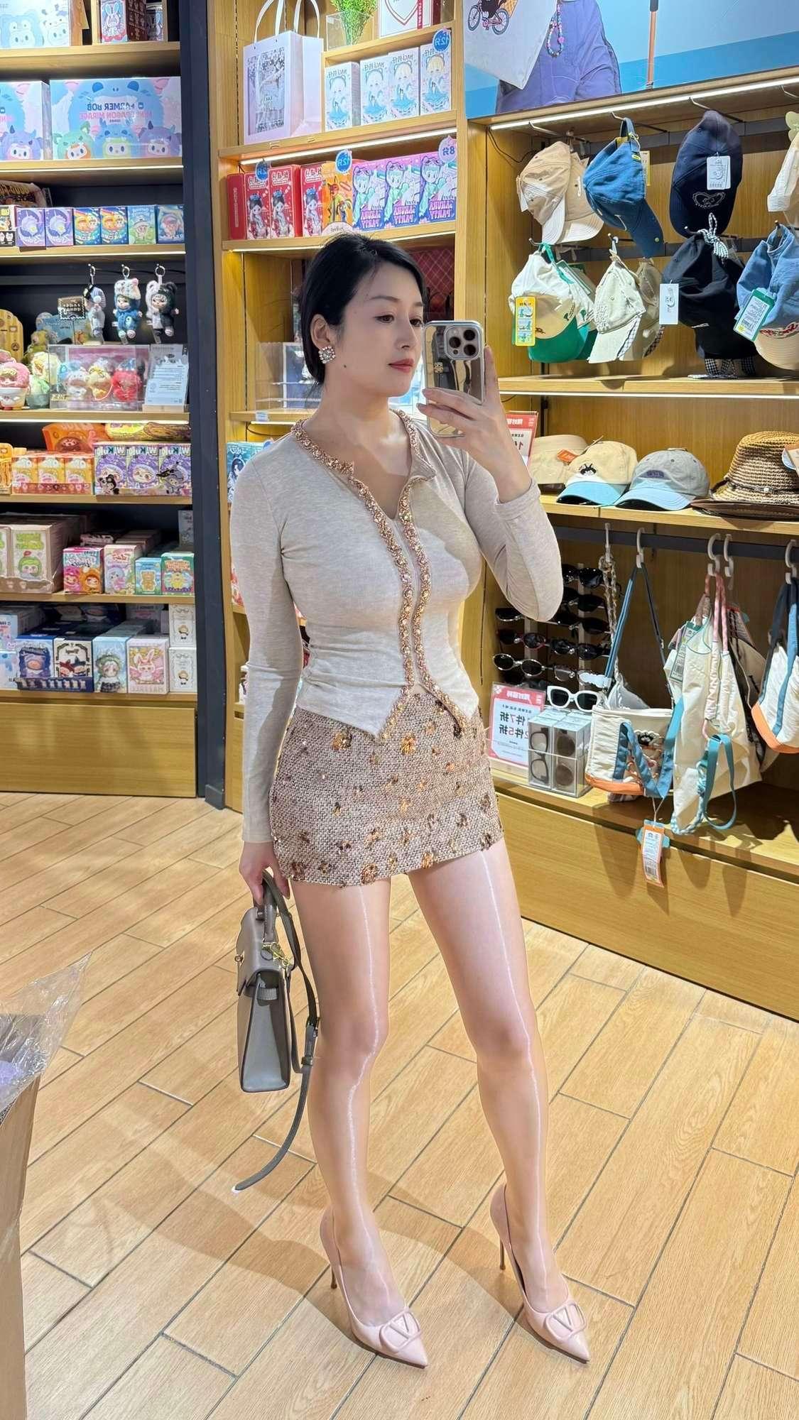 有喜欢阿姨的吗？ 