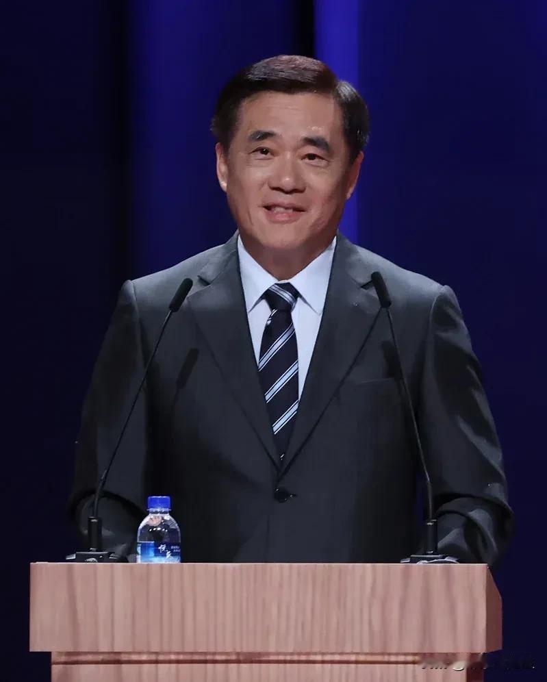 民进党洗脑南部选民 郝龙斌将对抗

联合报、TVBS昨天共同举办“国民党党主席选