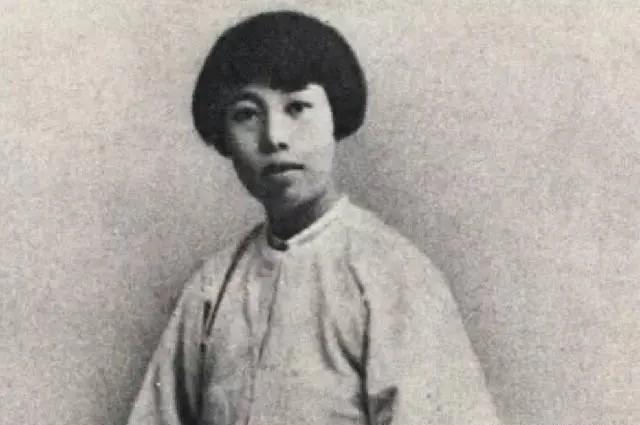 鲁迅夫人许广平被日本宪兵队关押，潘汉年指示袁殊营救，袁殊找到李士群，劝他将许广平