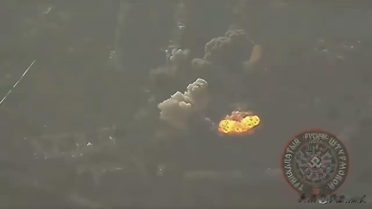 俄罗斯空天军投掷UMPK滑翔制导炸弹对乌军防御的城市进行轰炸。

俄乌战场最常见