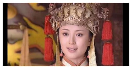 1853年，中国历史上出了一件从没有过的事——一个女人考中了状元。

不是民间戏