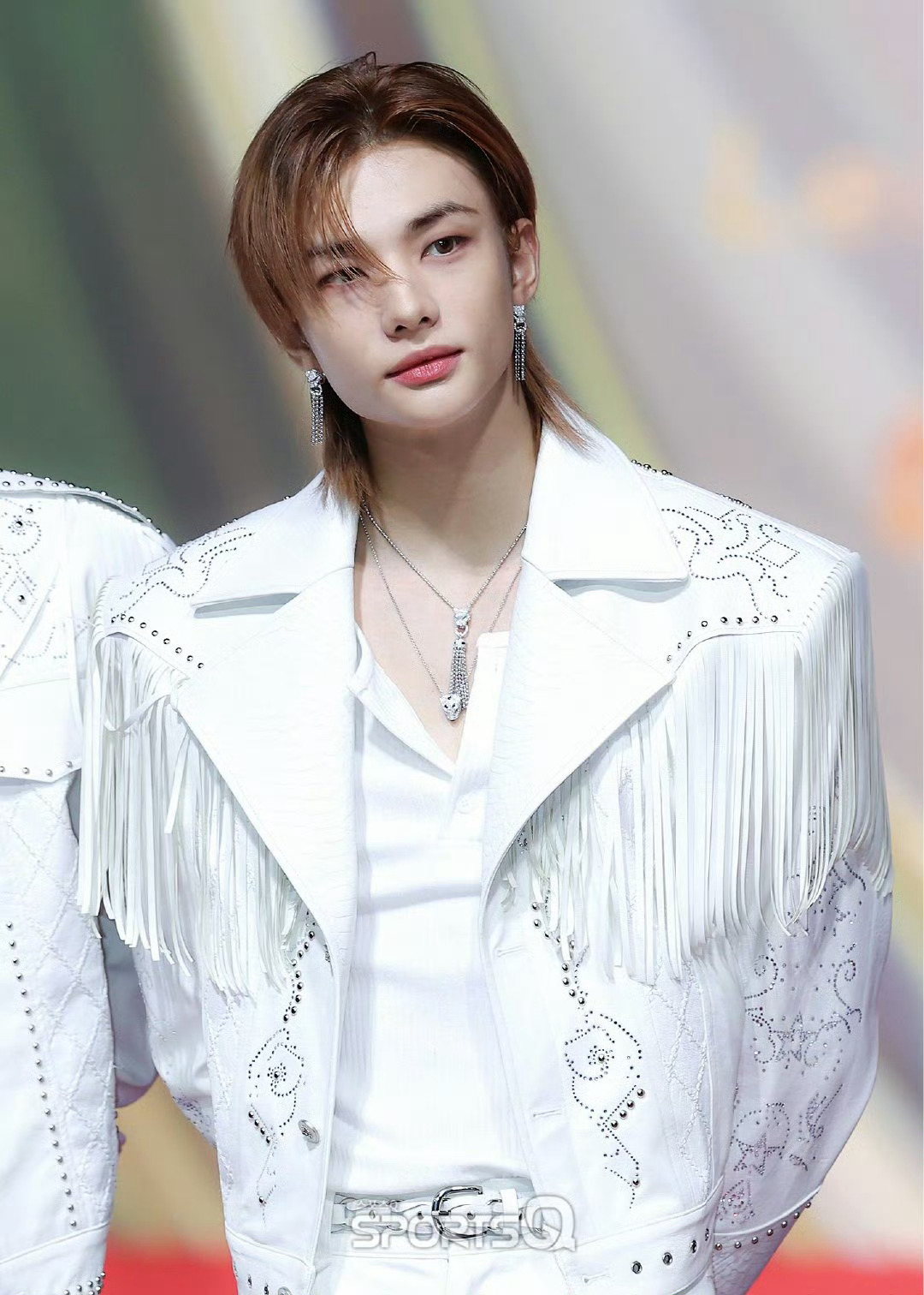 黄铉辰 × SBS红毯造型新闻图 📸 风格大赏