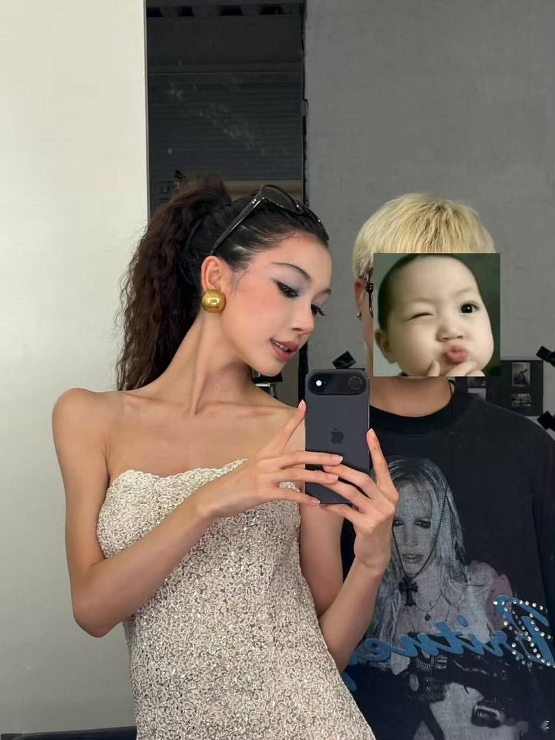 易梦玲瘦成这样已经是恐怖的程度了吧