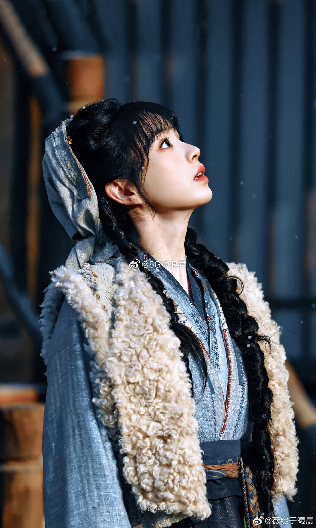 田曦薇怼脸美哭我了 田曦薇怼脸镜头封神现场！眉眼精致气质干净，少女感拉满，怼脸拍