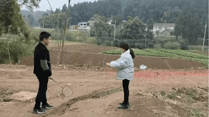 这是独属于农村的乐趣，
在城市，这是不敢想象的。